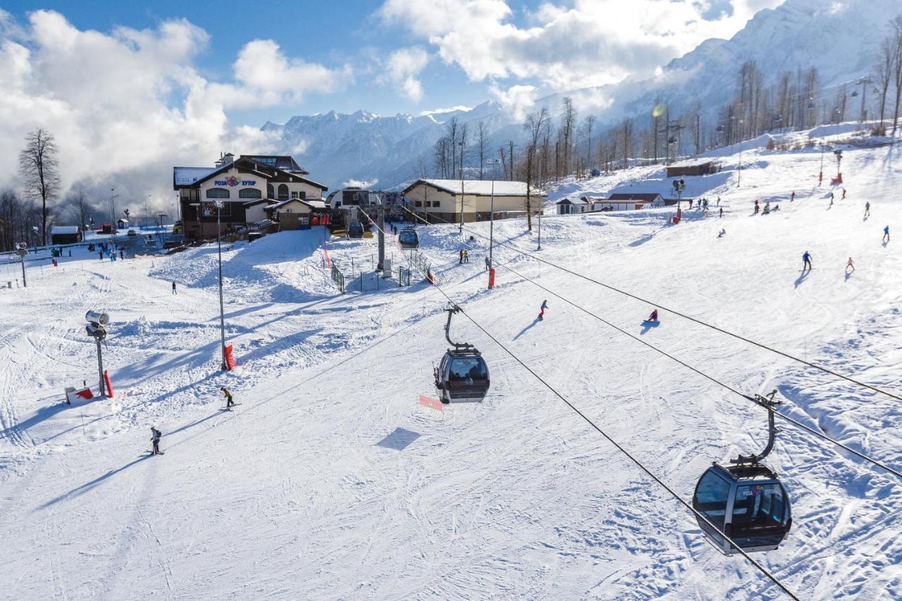 Riders Lodge Роза Хутор Krasnaja Poljana Buitenkant foto