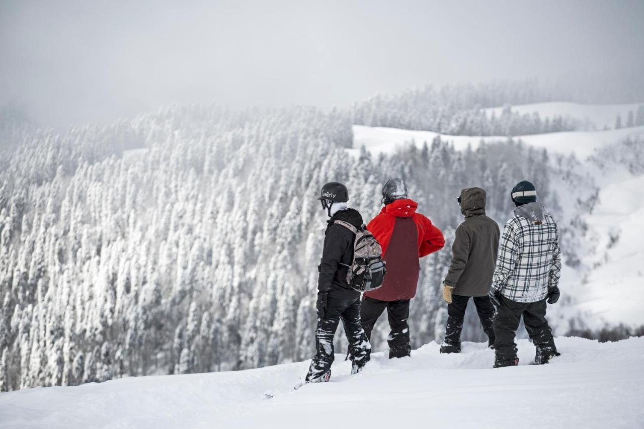 Riders Lodge Роза Хутор Krasnaja Poljana Buitenkant foto